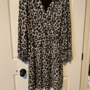 Women’s Leopard print above the knee dress